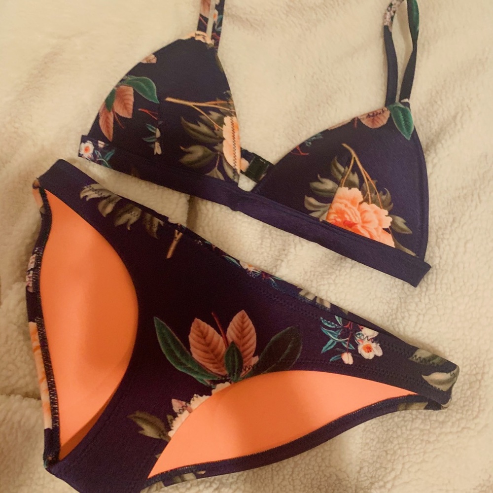 Triangl bathing suit